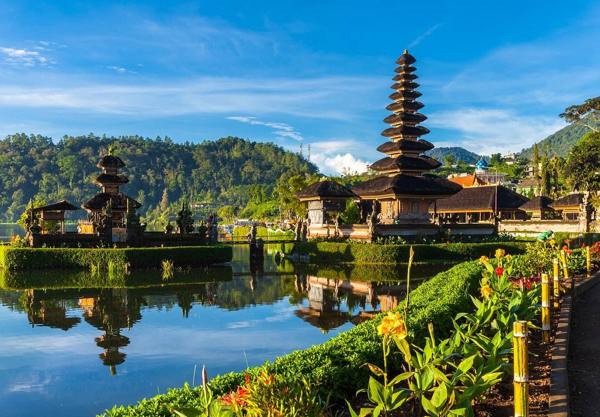 Bali Visit Scheduled? Let Reisezeit Bali and Bratpfannes Assist You