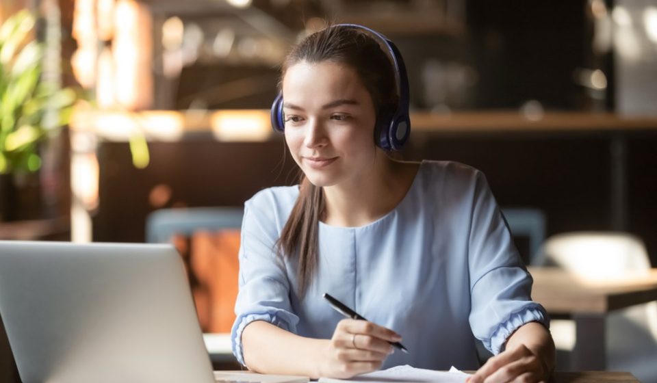 Producing Clear Educational Tutorials for Digital Platforms