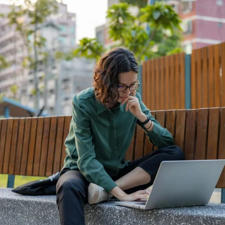 Creating Reader Friendly Research Articles for Online Platforms